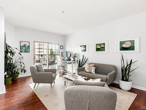 5th image of 925 N Lincoln Street #4B