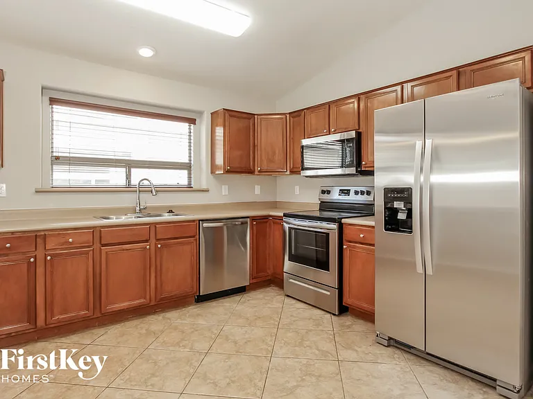 1222 W Jersey Way — Photo 6