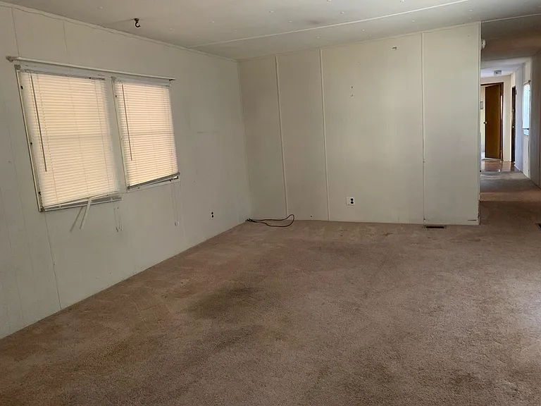 33403 Oak Street Ext — Photo 4