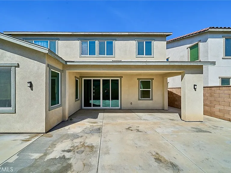 2622 E Embry Ln — Photo 58