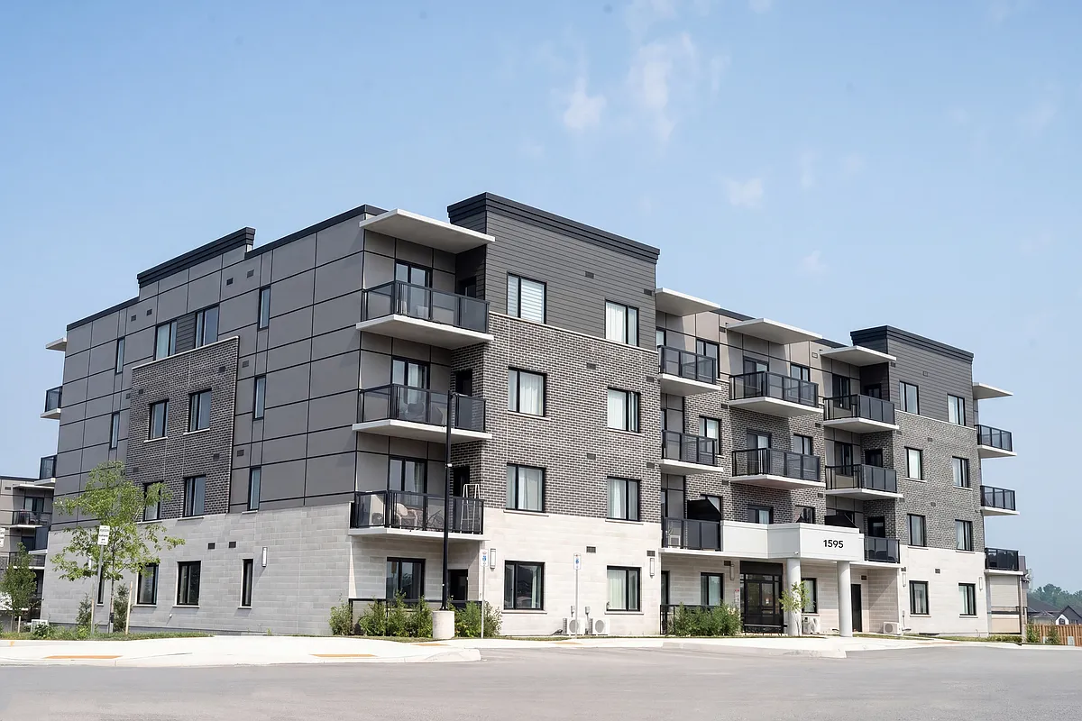 Building Photo - 1595 Agathos St