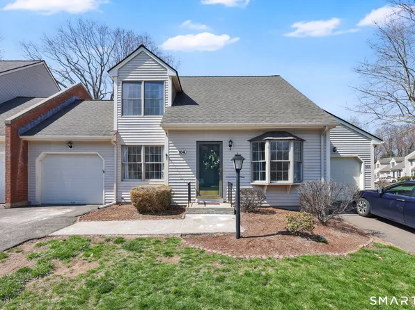 104 Carriage House House #104, Enfield, CT 06082