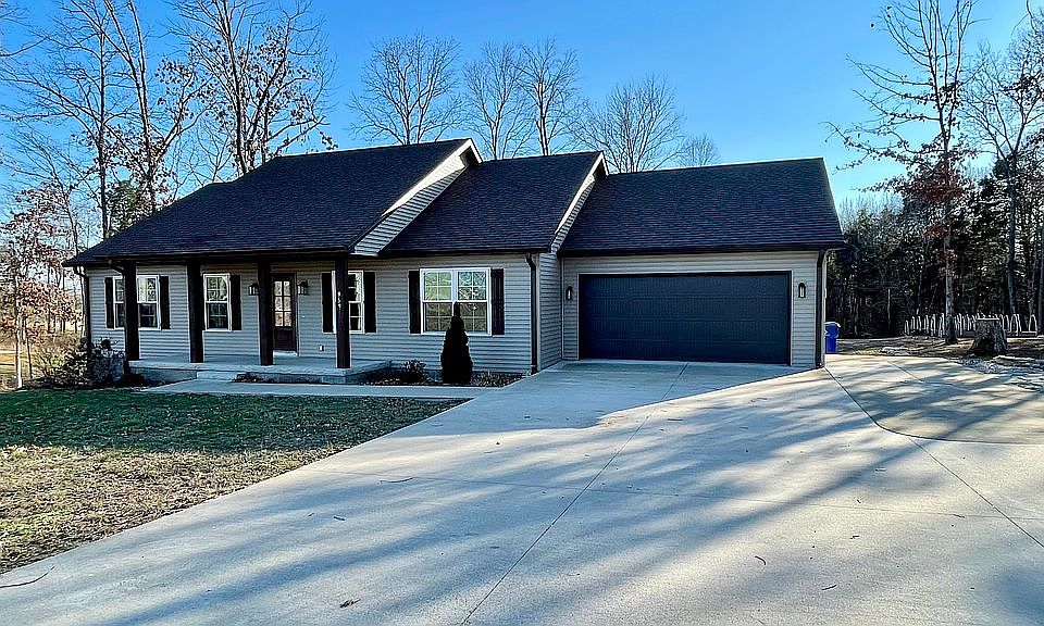 1st image of 959 Cemetery Rd