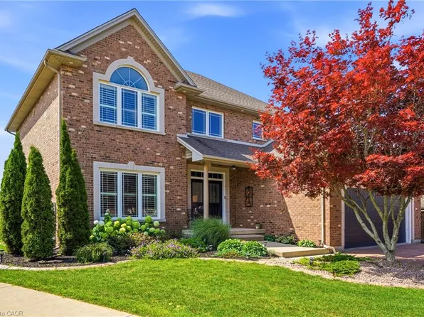 169 Michael Dr, Welland, ON L3C 7B8
