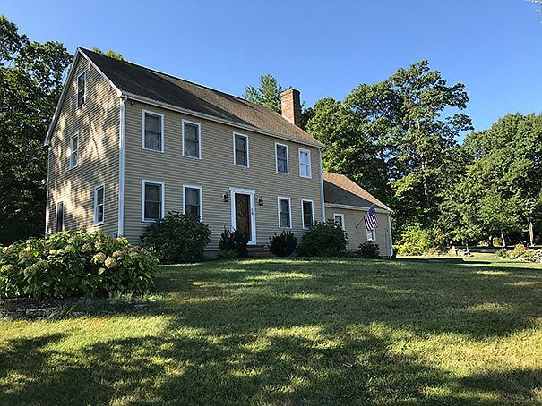 1st image of 18 Cliff Dr
