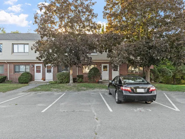 223 Farrwood Dr #223, Haverhill, MA 01835