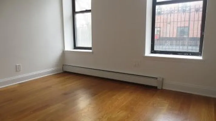 Rented by Bohemia Realty Group | media 17