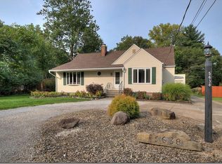 5638 Mackenzie Rd, North Olmsted, OH 44070