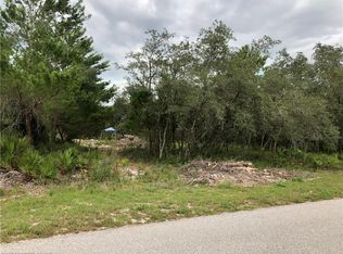 1611 Chatsworth St, Lake Placid, FL 33852