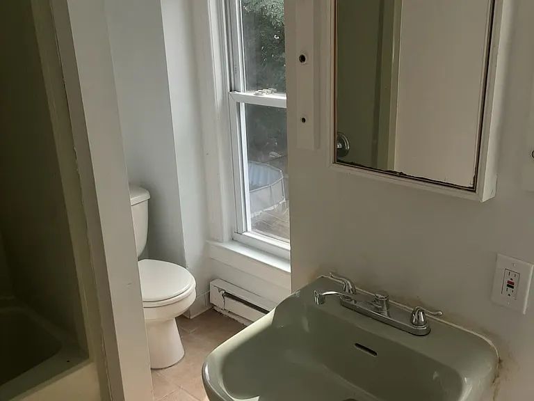 26 Lakewood Ave #1 — Photo 10