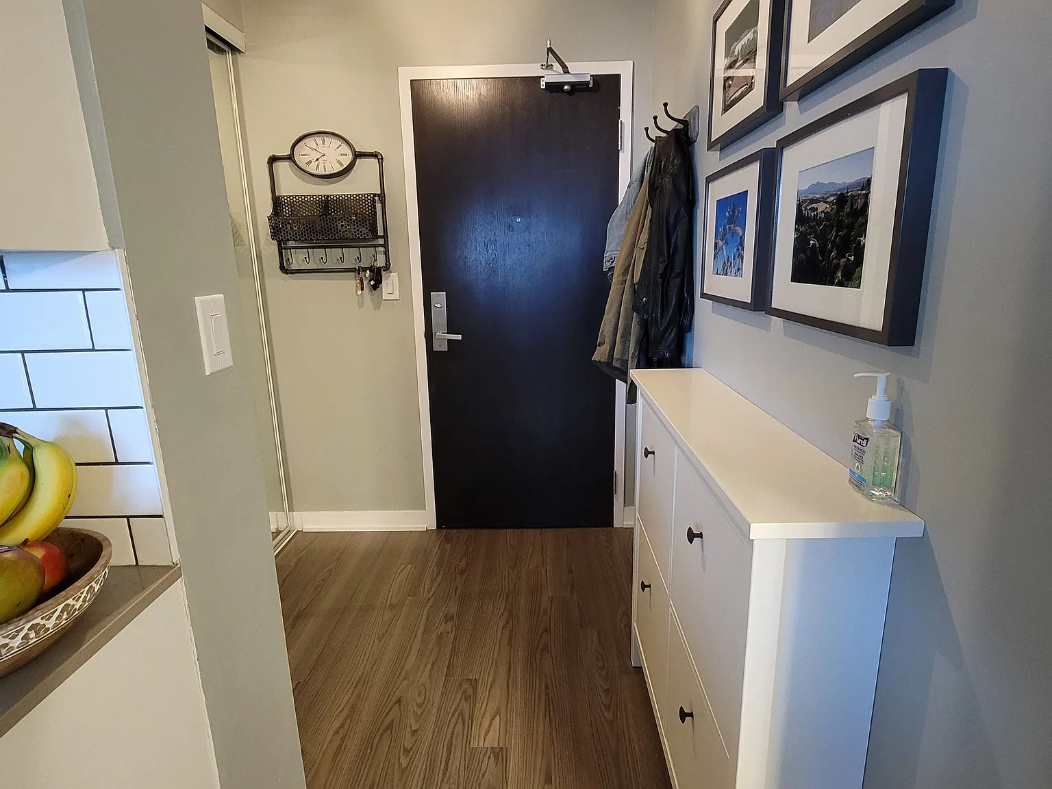 2 bed, $3,100 — Photo 1