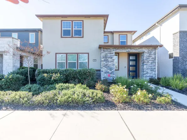 2909 Hazel Gaze St, Sacramento, CA 95833