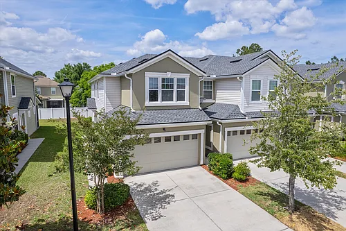 3851 Aubrey Ln Photo 1