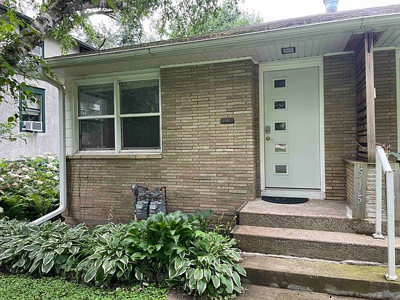 2nd image of 515 Desnoyer Ave
