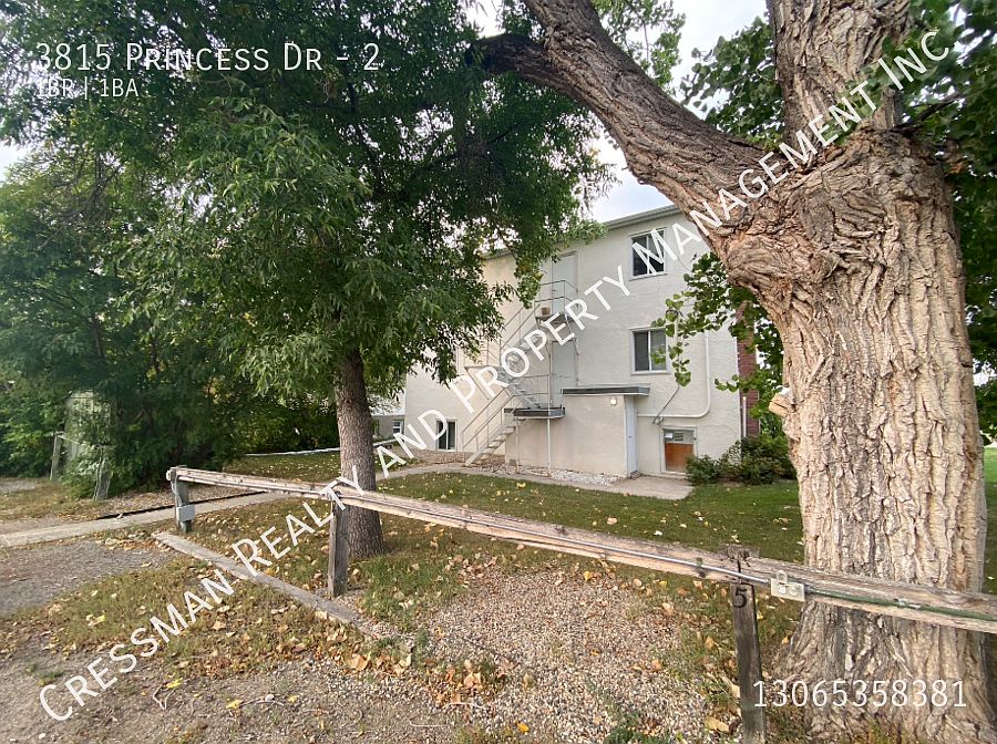 2nd image of 3815 Princess Dr #2