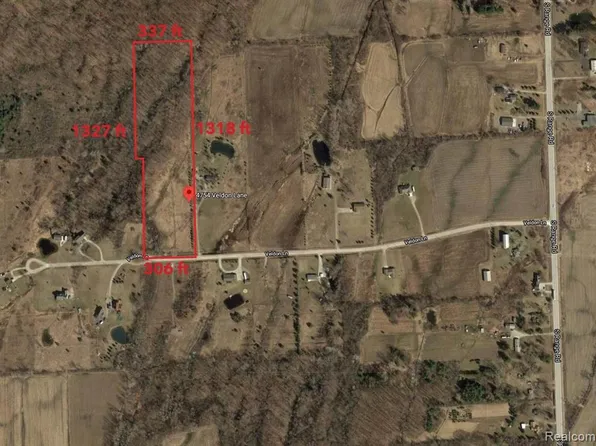 4784 Veldon Ln, Saint Clair, MI 48079