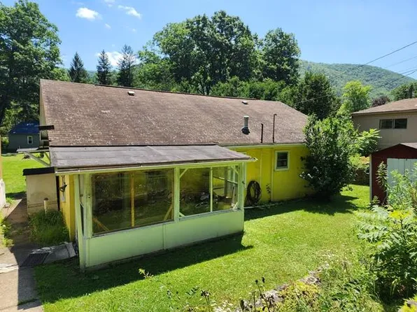 2584 Old West Creek Rd, Emporium, PA 15834