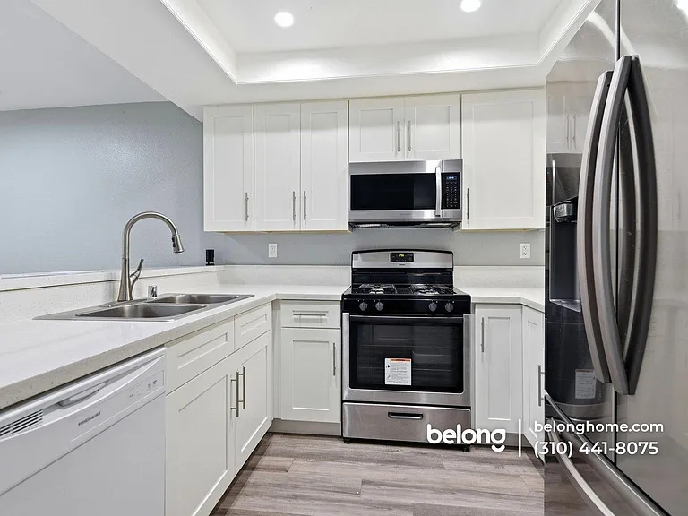 550 Orange Ave #114 — Photo 20