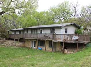 2372 Flag Rd, Abilene, KS 67410