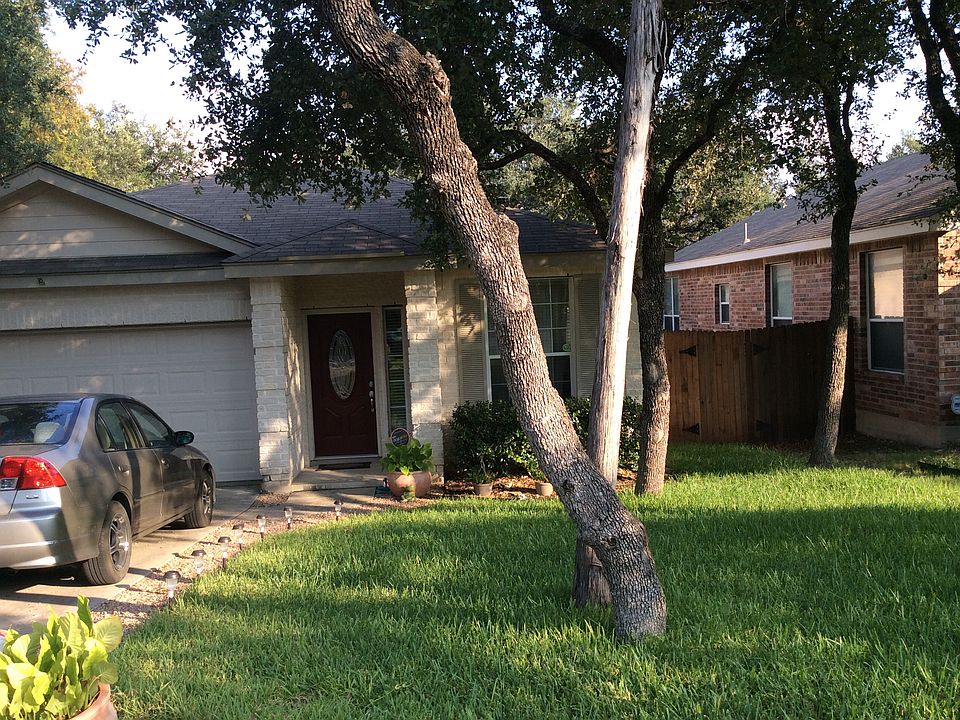 Front of house +2 car garage