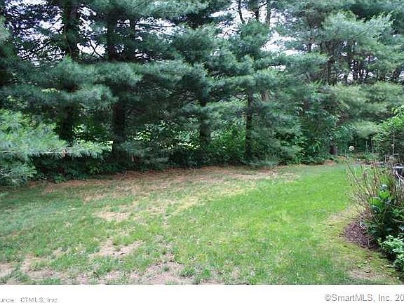 4th image of 1 Southgate Dr