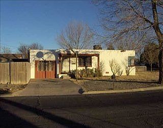 1st image of 105 S Fir Ave