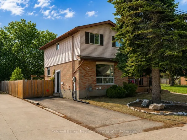 99 Emma St, Guelph, ON N1E 1V1