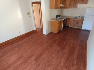 28 Elm St APT 6, Derry, NH 03038