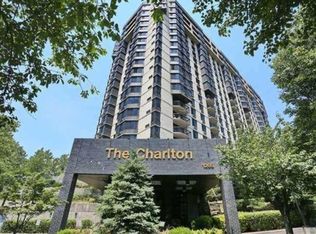 1265 15th St APT 11A, Fort Lee, NJ 07024