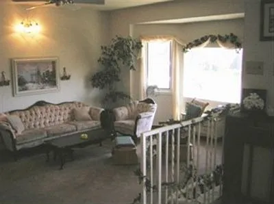 24320 Mariposa Ave photo 1