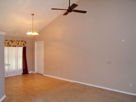 5th image of 507 Dixie Dr