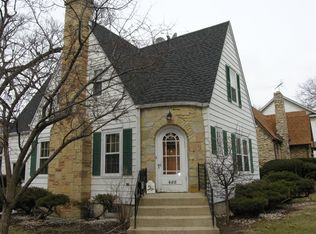 400 Stanley Ave, Waukegan, IL 60085