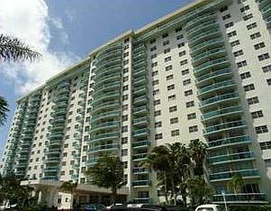 5th image of 19390 Collins Ave APT 1120