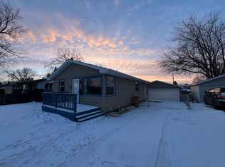 1612 2nd St SE, Minot, ND 58701