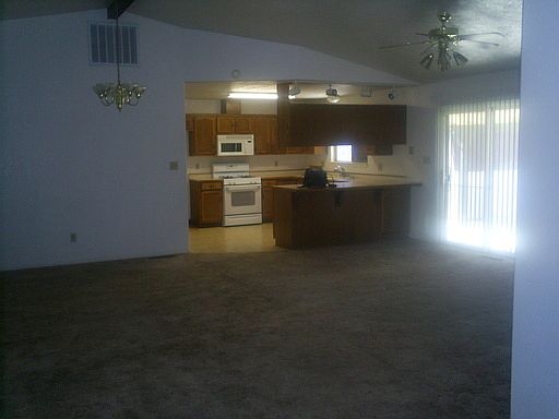 4th image of 675 Palomino Dr