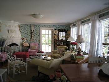 1st image of 870 21st St