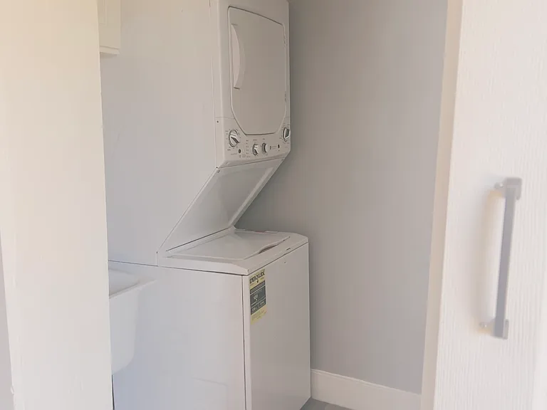20 W University Dr #B — Photo 6