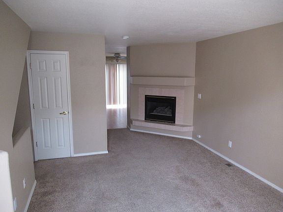 2nd image of 1918 Bristlecone Dr