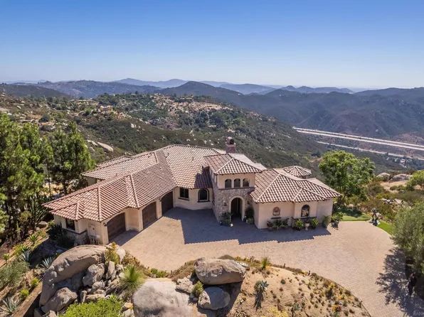 29202 Meadow Glen Way W, Escondido, CA 92026
