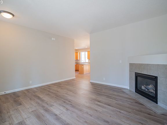 4th image of 4585 Y St