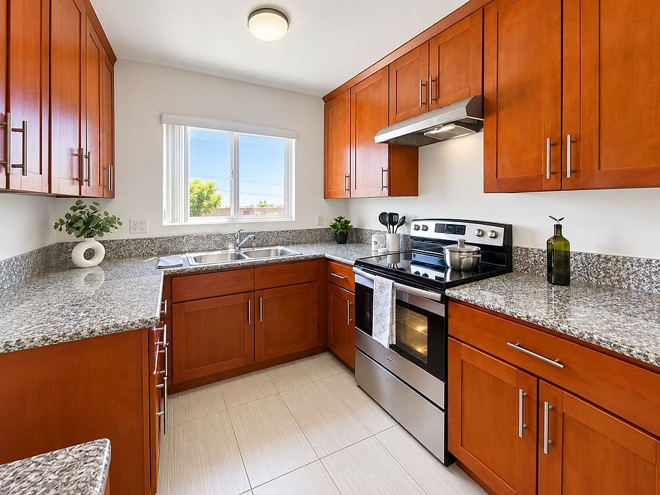 1st image of 6501 Fulton Ave APT 1
