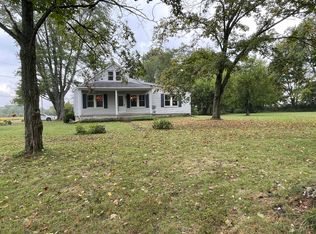 16 Adams Rd, Loveland, OH 45140