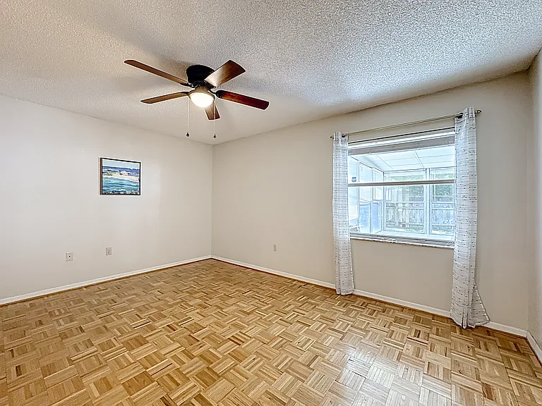 3033 Dunhill Dr — Photo 16