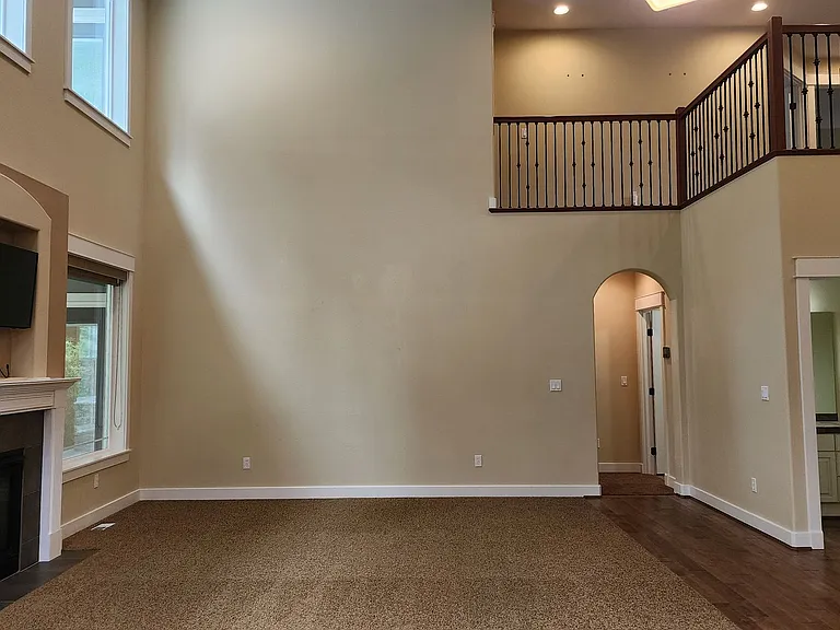 3819 Cameron Dr NE — Photo 25