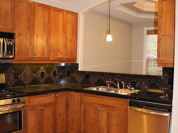 5th image of 40 Madison St Suite 103