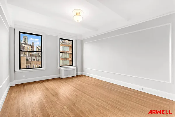 Rented by Arwell Realty | media 16