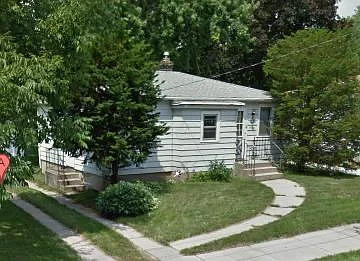 3826 Dennett Dr Photo 1