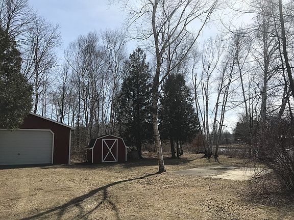 2nd image of 16472 Main Island Dr