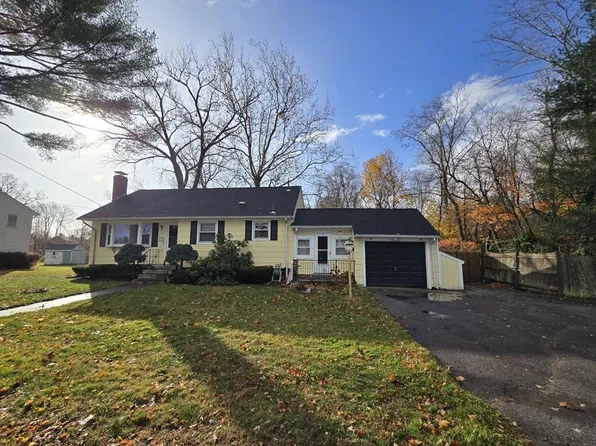 48 Kurland Ave, Brockton, MA 02301