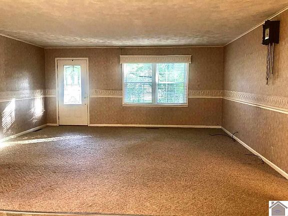 3rd image of 68 Lipford Ln